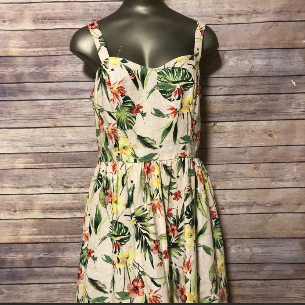 SPEECHLESS FLORAL DRESS SMALL